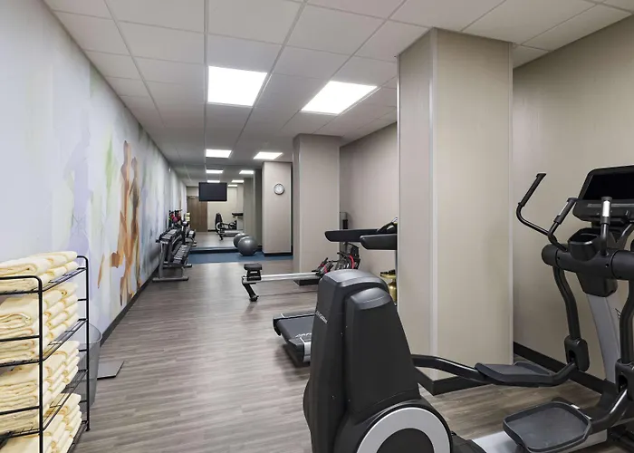 Hyatt Place Tulsa/downtown 3*